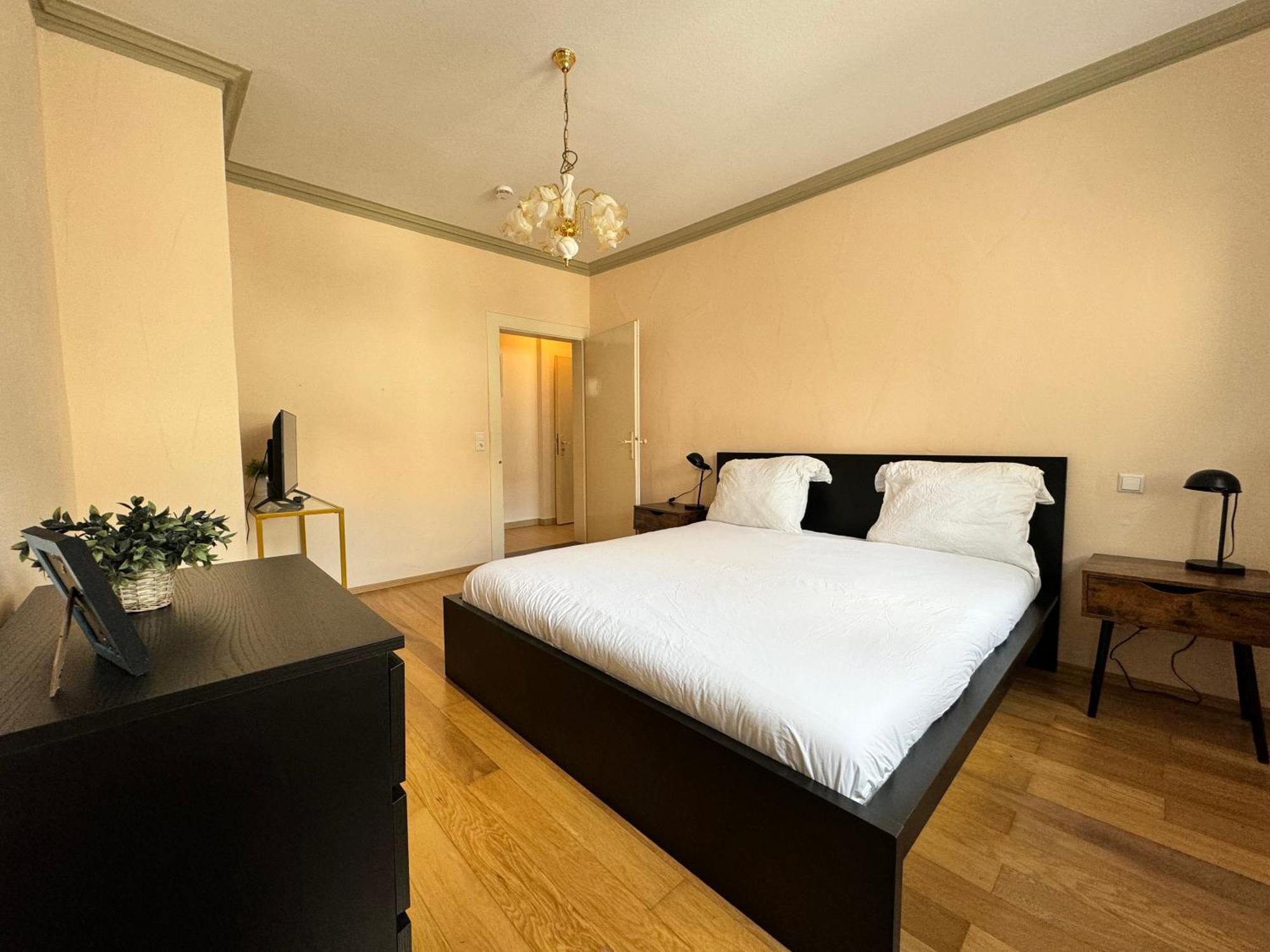 "City Chic Apartment" Im Gassen Gefluester Швебиш-Халль Экстерьер фото